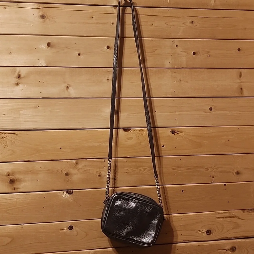 Woman’s Michael Kors crossbody bag bag,size Mini Silver